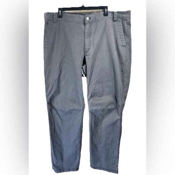 Woolrich Pants Mens 42x32 Gray Carpenter Articulated Knee Reinforced Hem Work - Picture 1 of 9